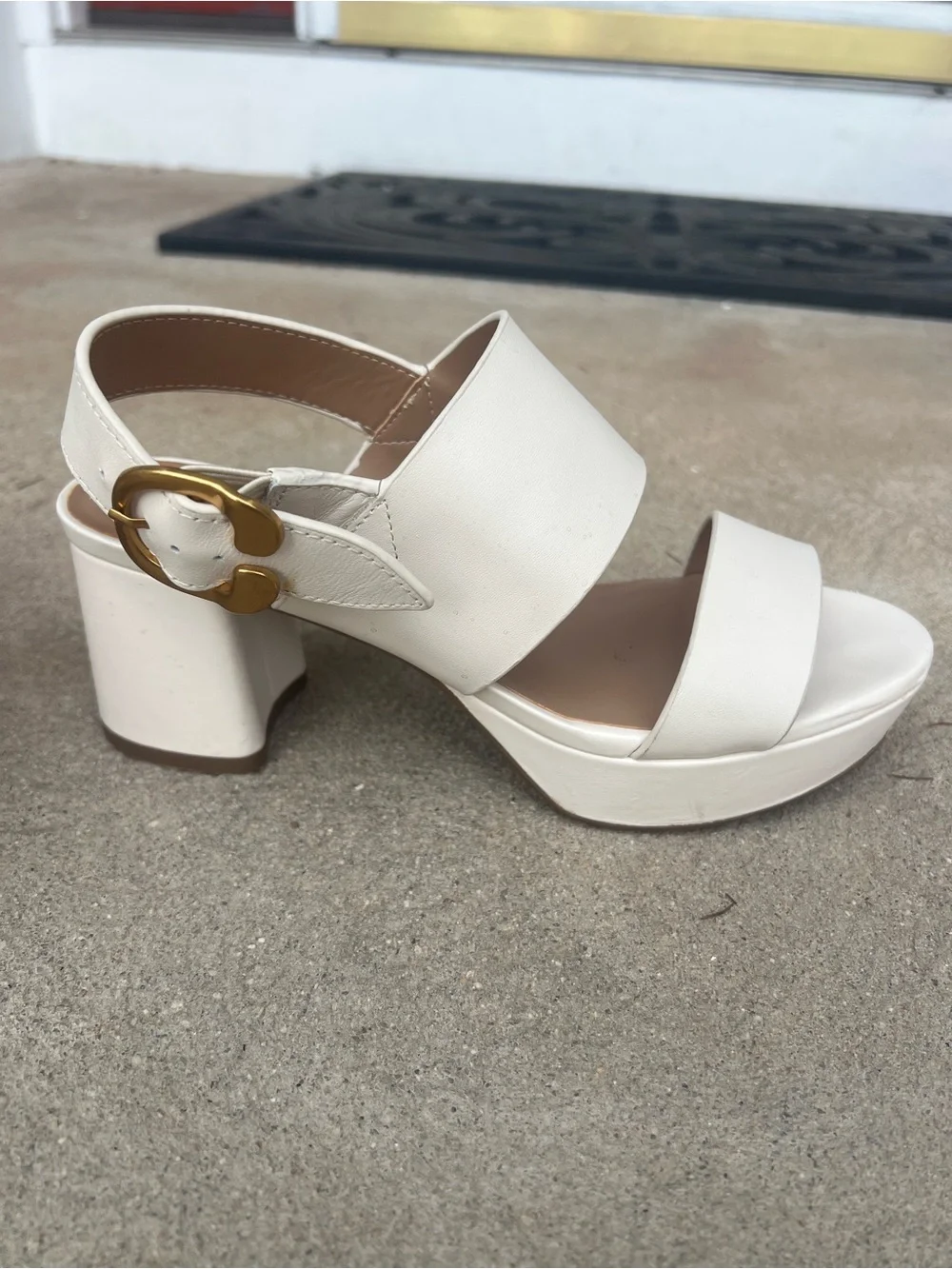 AEROSOLES Cream Platform Block Heel Sandals